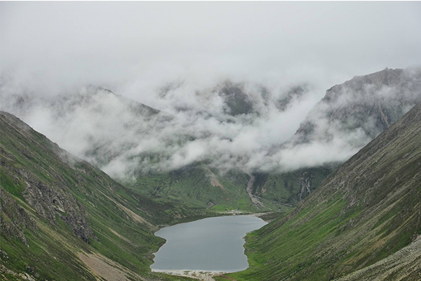 夢(mèng)境奢華，布宮，林芝，巴松措，魯朗林海，波密，然烏湖，大峽谷，朗縣 ，拉姆拉錯(cuò)，澤當(dāng)，羊湖，滿拉水庫(kù)，珠峰大本營(yíng)，納木措扎營(yíng)12晚13日游