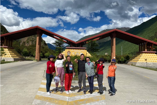 西藏10日游路線價格